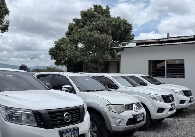 La DNBE transfiere vehiculos hacia la nueva secretaria de vivienda y Asentamientos Humanos seviah 1